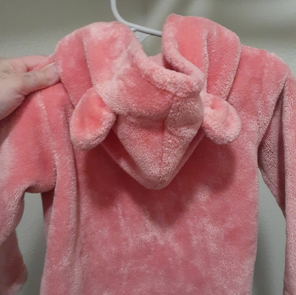 Fuzzy pink sweater with ears - Picture 2 of 2